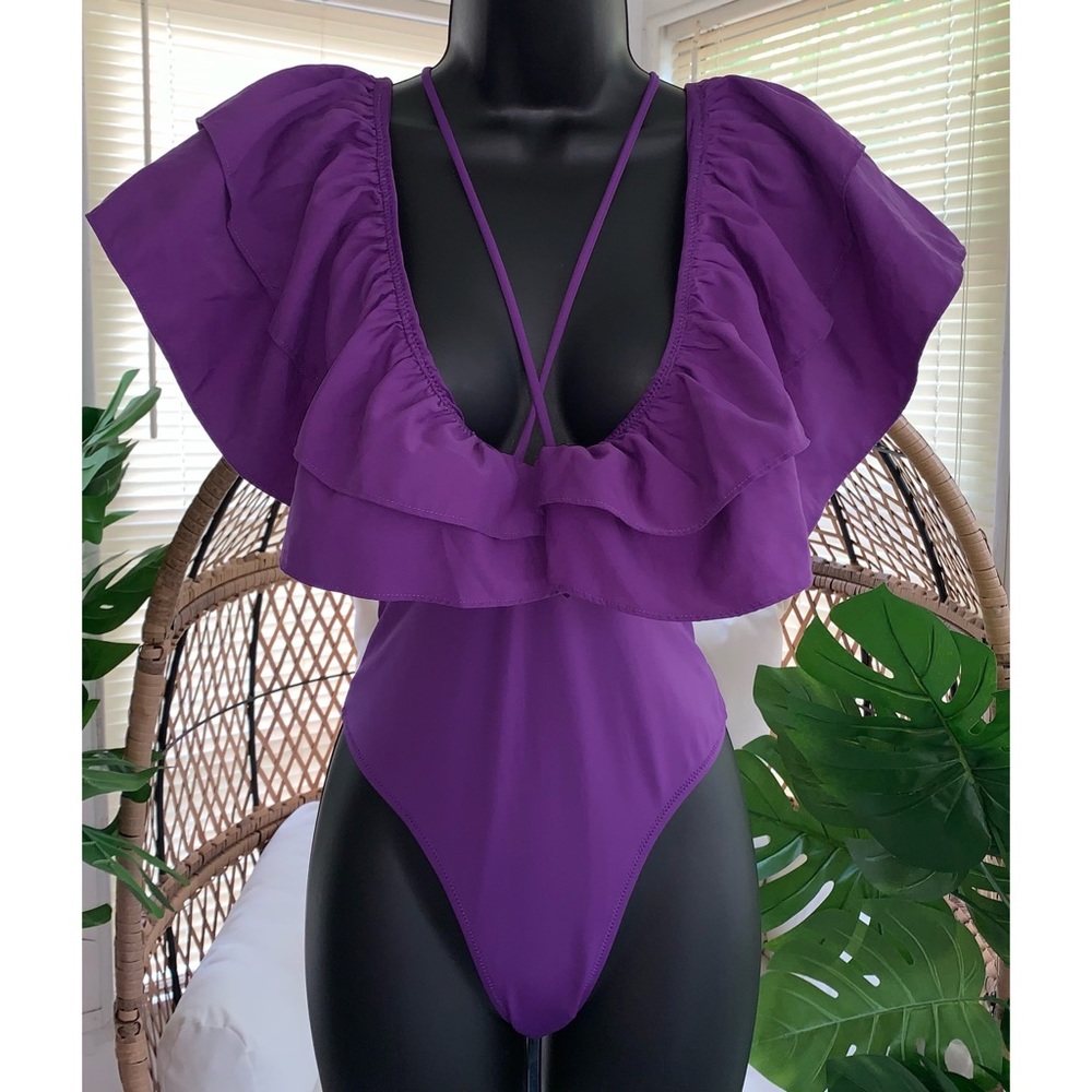 Zara Ruffled Deep V-neck One Piece Swimsuit Size Medium - Picture 7 of 13